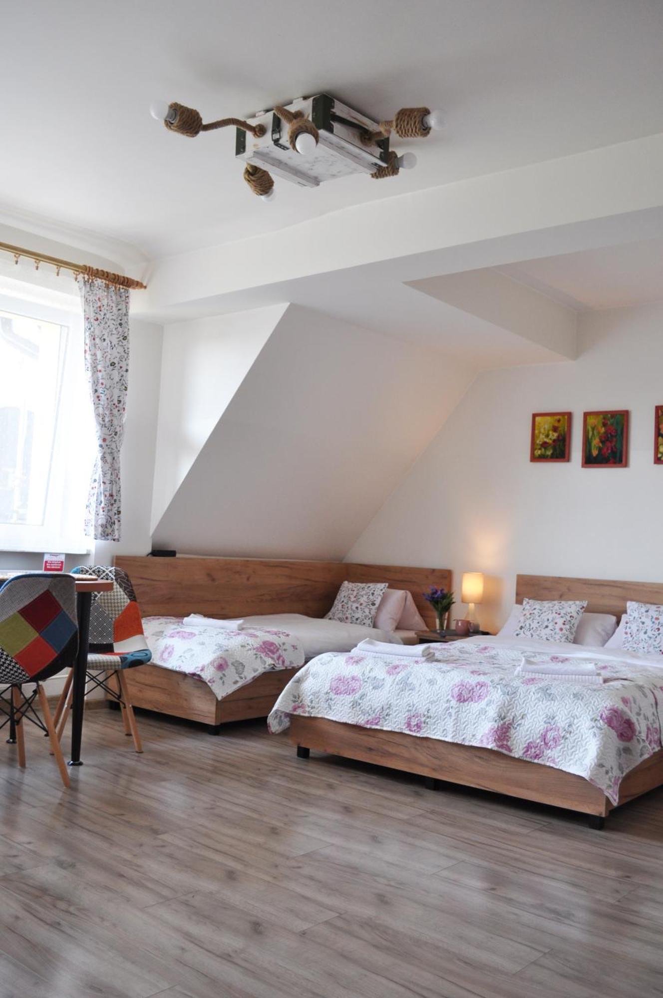 Pokoje Goscinne Uanny Nowy Targ Extérieur photo