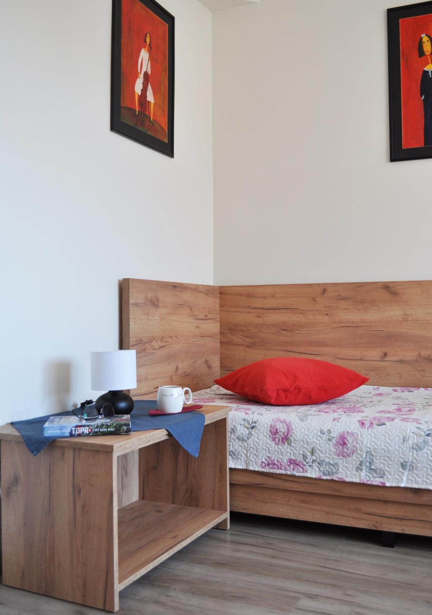 Pokoje Goscinne Uanny Nowy Targ Extérieur photo